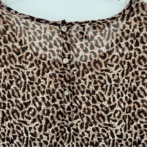 Kardashian Leopard Print Lace Semi Sheer Long Sleeve Blouse Size XL - Picture 4 of 8